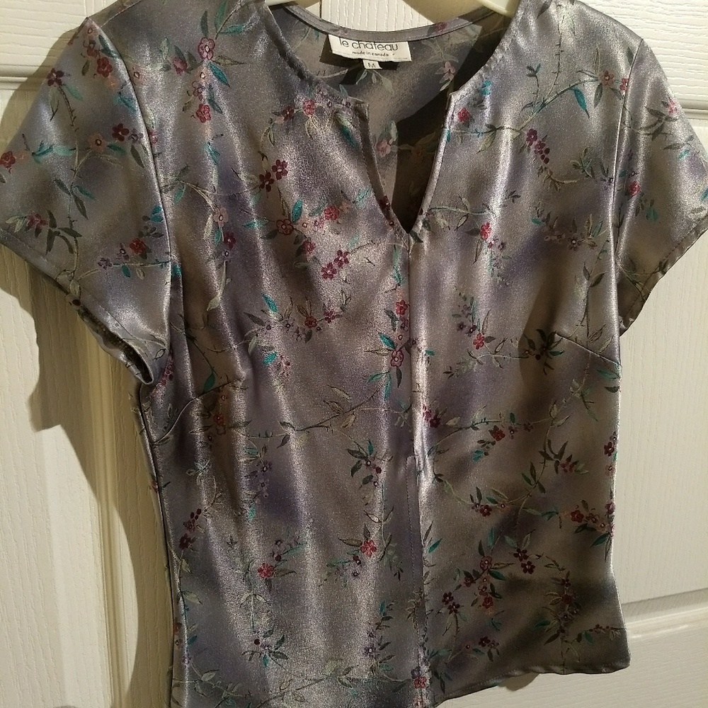 Le Chateau silver top M Asian style design